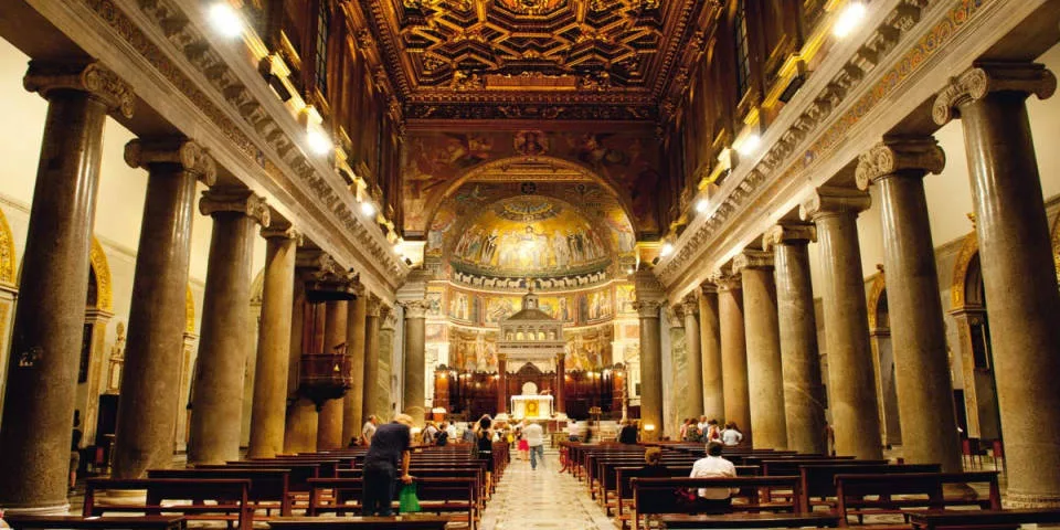 interior decorations Basilica Santa Maria di Trastevere