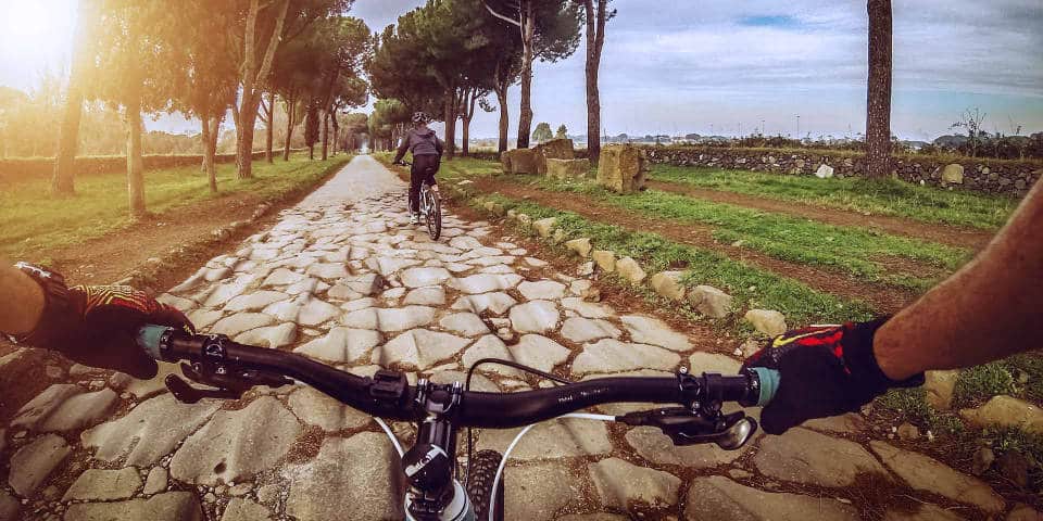 Bike rental via Appia Antica in Rome
