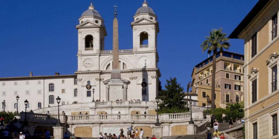 Church of Trinità Dei Monti on the top of the Spanish Steps