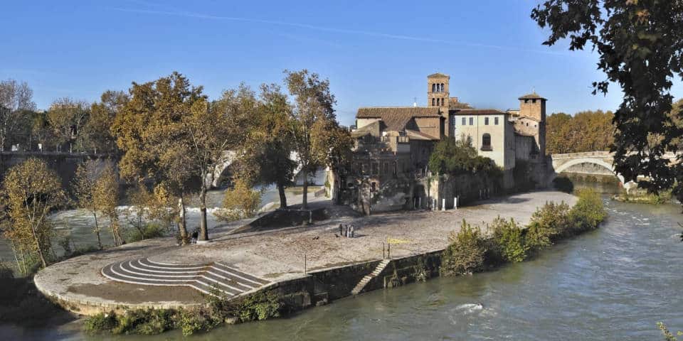 Hospital Fabtebrenefatelli on the island of Tiberina