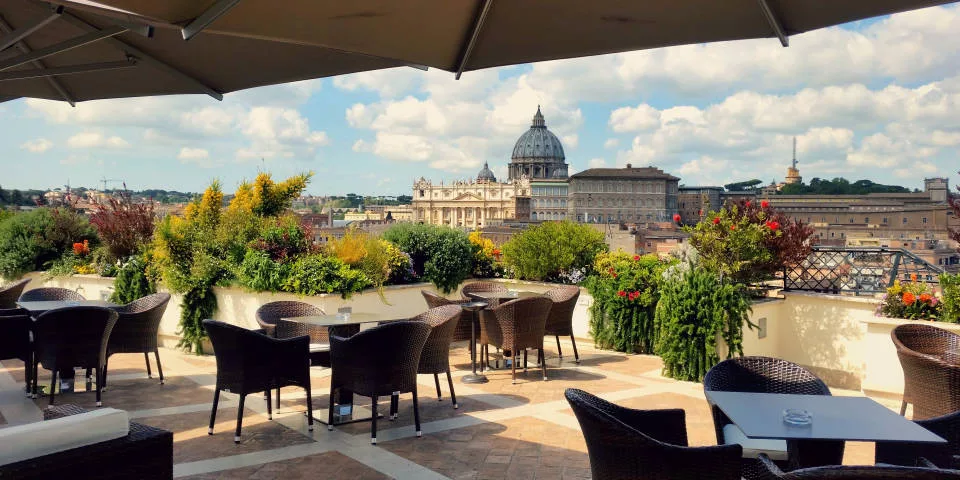 Les etoiles best rooftop restaurant and bar in rome