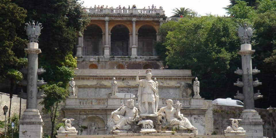 statues Piazza del Popolo Rome