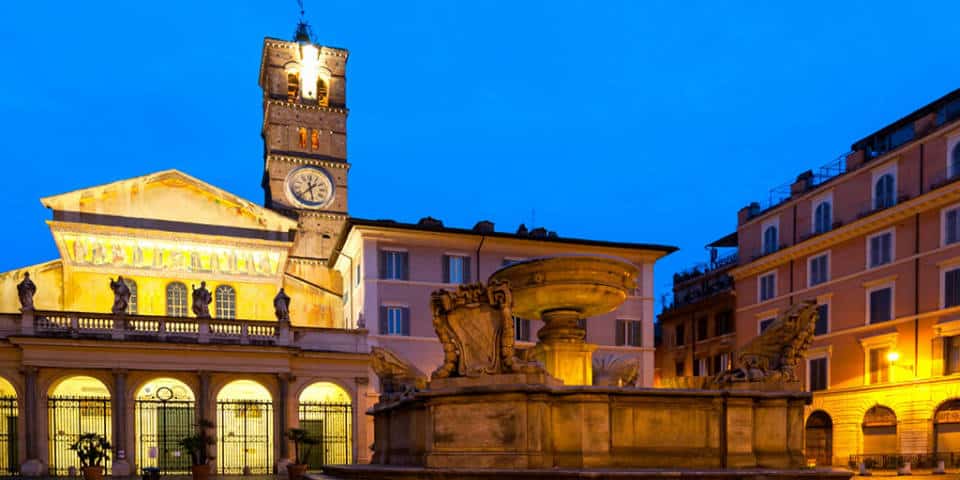 Basilica Santa Maria in Trastevere and Fountain in the front