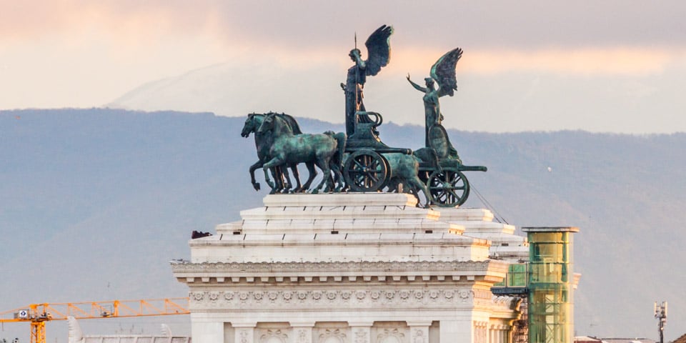 Las cuadrigas del Altar de la Patria, Roma, Italia