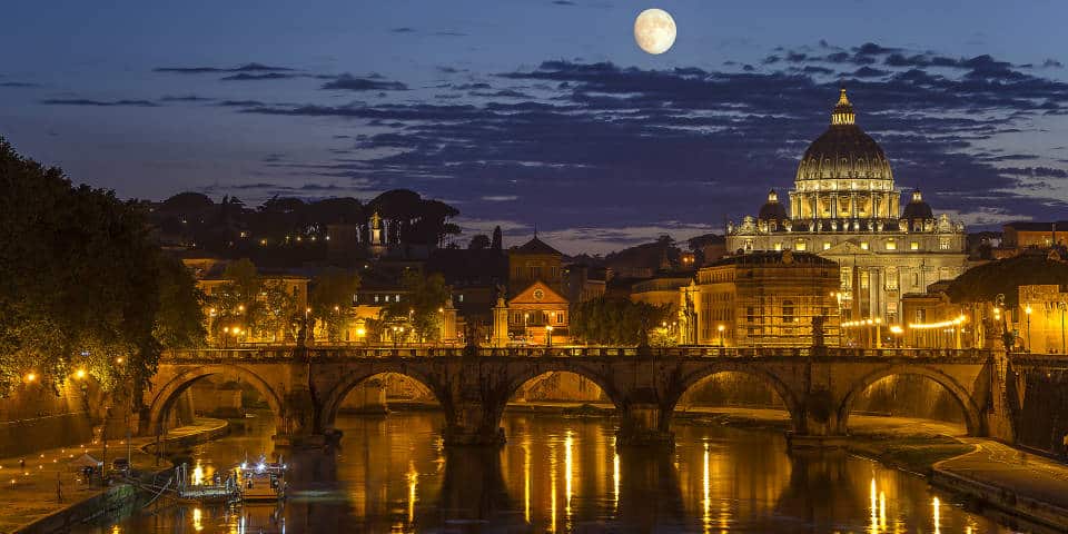 The Tiber river in Rome: interesting facts, photo, video, history