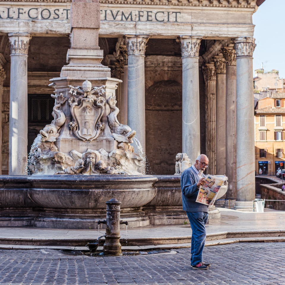 Fountain of the Pantheon in Piazza della Rotonda early in the morning