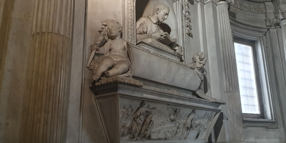 Tomb monument of Francesco Raimondi in the Raimondi Chapel