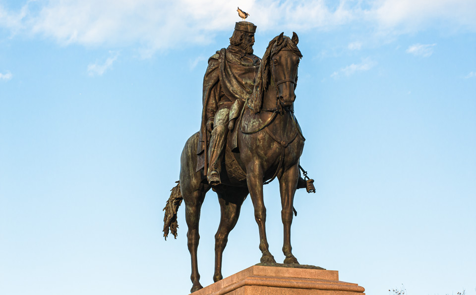 Bronze equestrian statue of Giuseppe Garibaldi on horseback atop the monument on the Janiculum hill, Rome