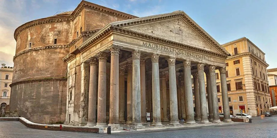 The Pantheon on Piazza della Rotonda