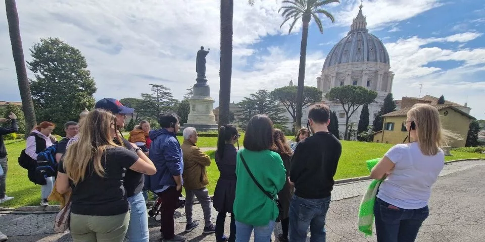 group tour to the Vatican Gardens