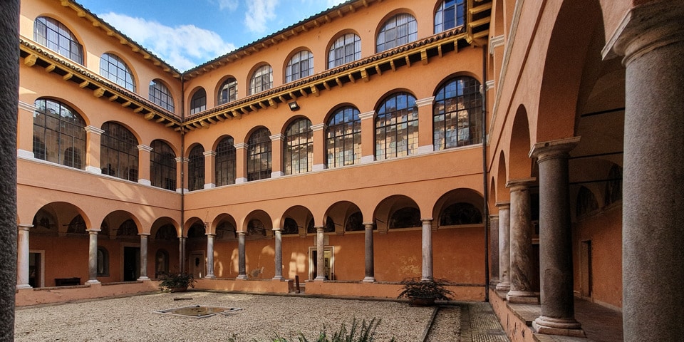 Courtyard of the Royal Academy of Spain in Rome on the way to Bramante's Tempietto