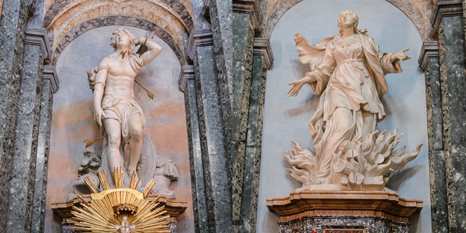 sculptures Sant'Agnese in Agone Church in Rome