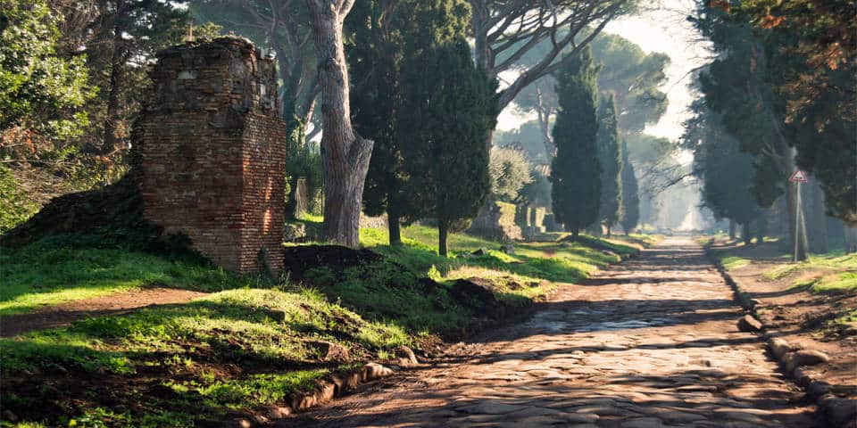 Vía Apia Antica en Roma