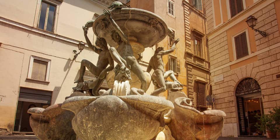 the turtle fontain in Rome in Jewish Ghetto