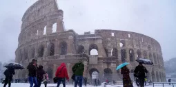 what to wear to the colosseum